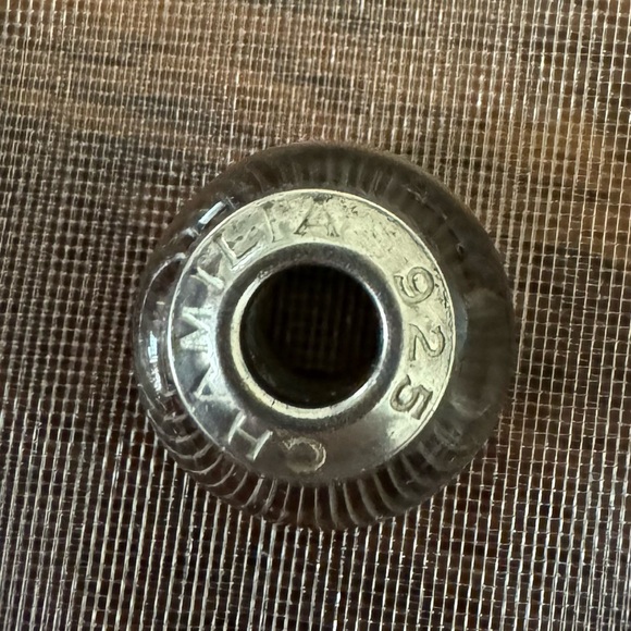 Chamilia charm - Picture 2 of 3